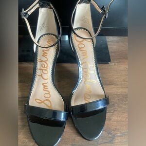 Sam Edelman Black Heeled Shoes Sleek Design